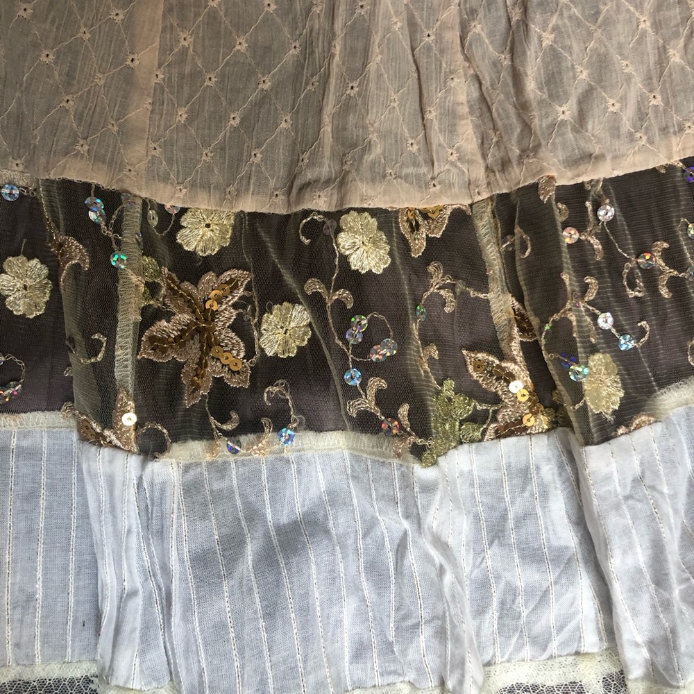 Ariella bohemian tiered elastic banded lace neutral skirt, Medium - Picture 3 of 6